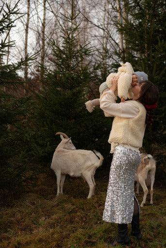 Woolen Woman's Vest - White-1